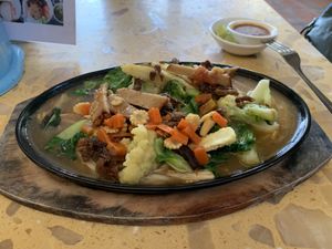 Hot plate noodle at Sir Si Pha in Kampong Cham