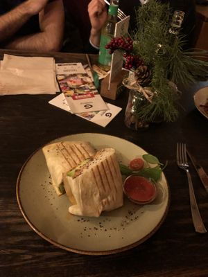 Avocado chili-bean burrito at Cognito in Erfurt