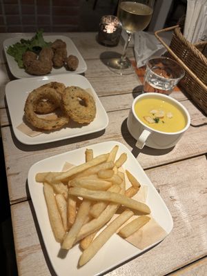 Soup, onion ringss  at AIN SOPH.Soar in Tokyo