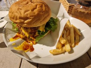 Ripple burger at AIN SOPH.Soar in Tokyo
