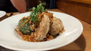 Tiroler „Knödel Tris“ at Traditionsgasthof Weissbacher in Wildschonau