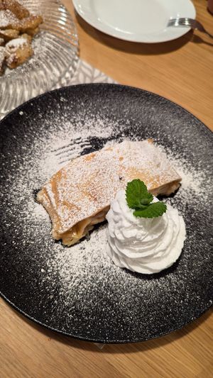 Apple Strudel -- Handg‘machter Apfelstrudel oder Topfenstrudel ..... at Traditionsgasthof Weissbacher in Wildschonau