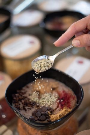 Tambien opcion desayunos saludables con superalimentos at Luz & Tierra in Malaga