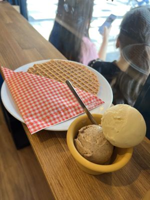 Stroopwafel icecream sandwich + strawberry and grapfruit-dill ice cream  at CONTO in Kyoto