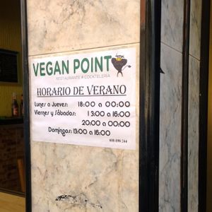 summer '15 opening hours at Vegan Point in Alicante