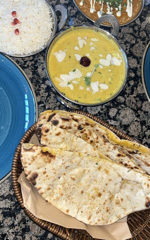 Plain rice, korma and peshwari naan  at Sarthi in Bath