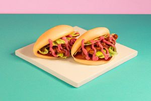 Pink Bao (2pcs): Bao bun with planted Pulled in Barbecue Sauce, Salad, Beetroot plant-based Feta Sauce at Green M'ama  in Rome