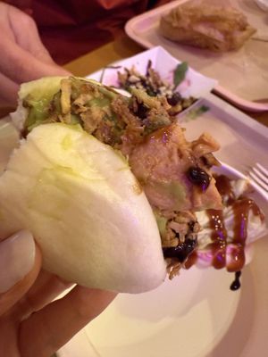 Let’s have a bite   at Green M'ama  in Rome