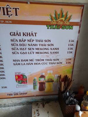 Vegan milks in Vietnamese only at Cơm Chay Việt in Ho Chi Minh City