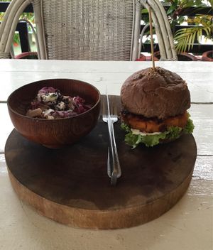 veggie burger at DAO of Life in Sihanoukville