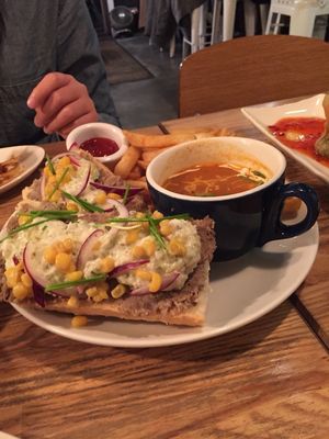 "tuna" sandwhich at Herban Kitchen and Bar - 二本餐廳 in Taipei