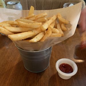 Root chips (but 90% potato) - note aioli isn’t vegan but they gave it to us knowing we were vegan.  at Herban Kitchen and Bar - 二本餐廳 in Taipei