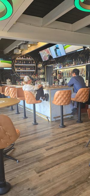 Bar at Copper Mug in El Sobrante