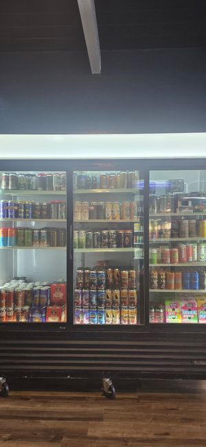 Drinks by the can at Copper Mug in El Sobrante