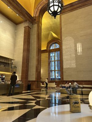 Beautiful lobby  at Mojo Coffee in Chicago