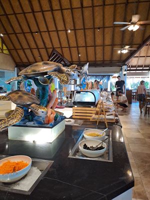  at Palm Grove Restaurant in Fihalhohi