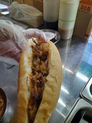 Preparing my take away vegan food at Jōn Bánh Mi Chay Dây in Ho Chi Minh City