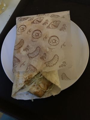 Sorry for the lightening, it’s tofu nori roll  at Fruits&Veges in Moscow