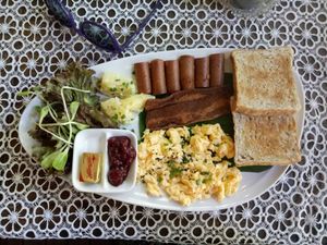 American vegetarian breakfast at Art Cafe in Koh Phangan