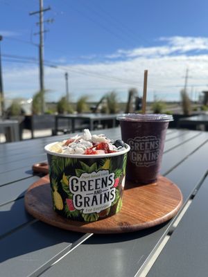 Classic açaí bowl with strawberriess  at Greens and Grains  in Ventnor City
