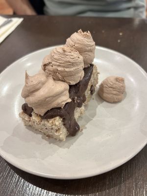 Financier et ganache chocolat  at Mauvaise Herbe in Marseille