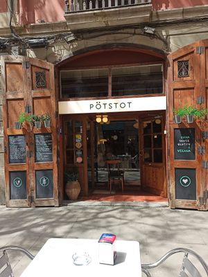Entrada. at PÖTSTOT in Barcelona