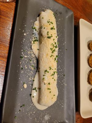 Truffed Cannellon at PÖTSTOT in Barcelona