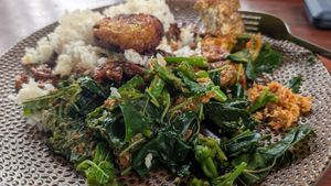 Tasty and affordable buffet at Warung Fibonacci in Ubud