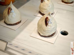  at Les Artizans - Coffee And Flower in Paris