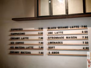 Drinks menu at Les Artizans - Coffee And Flower in Paris