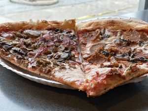 Mushroom and pepperoni 🍕 both great!  at Ian's Pizza in Milwaukee