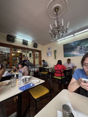 Local en casona antigua con techos altos  at Sampe's Restaurante Vegetariano in Lima