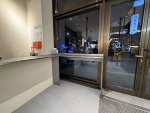 Eating counter/Inside view .  at Goldies Smashburger - The Playce in Berlin