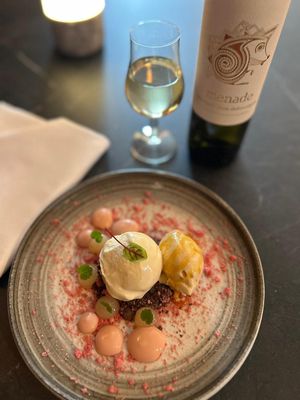  at Down to Earth   in Velp