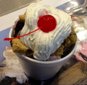 vegan sundae! at Babes Ice Cream in Milwaukee