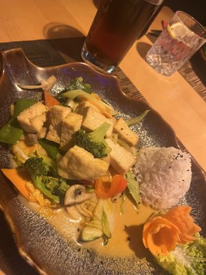Curry mit Tofu und Reis 🍛  at Mizuki in Rheinfelden