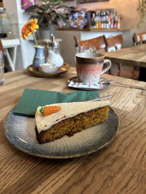  at Café Vegardie in Berlin