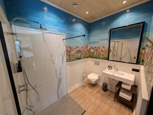 Lovely bathroom at HOTEL BENT Restaurant in Oisterwijk