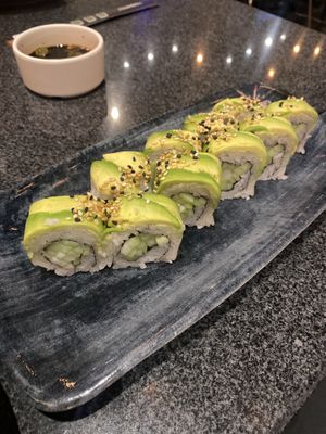 Classico Roll de Pepino 🥒 y Aguacate 🥑 Yay!  at Sushi Roll - Eje Vial Norte Mosqueta in Mexico City