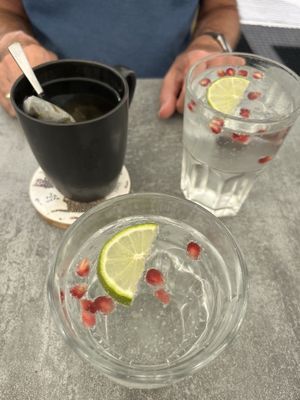 Tea and water  at KOI Passau in Passau