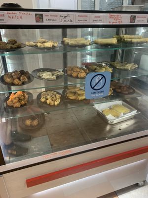 Desserts  at Les Bons Enfants Végétariens  in Saint-pierre