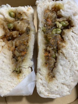 Bun   at Les Bons Enfants Végétariens  in Saint-pierre