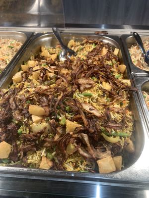 Mushroom noodle dish  at Les Bons Enfants Végétariens  in Saint-pierre