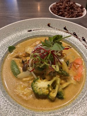 Yellow Tofu Curry with red rice   at Khow Thai in Galway