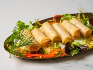 Vegetarische loempia at Chopras Indian Restaurant in The Hague