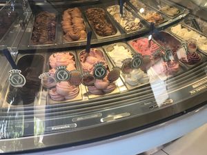 vegan gelato flavours are clearly marked at Ice Queen Gelato in Athens