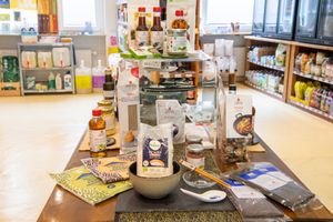  at Eden - Bio Laden in Basel