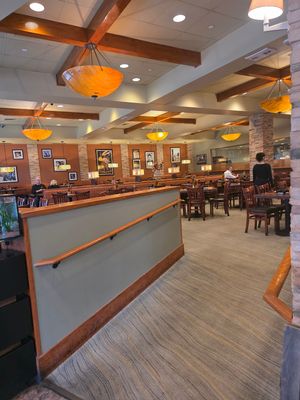 Dining area  at Travinia in Leesburg