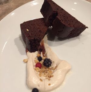 chocolate brownie dessert at Paprika Shokudo Vegan in Osaka