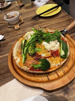 Veggie pizza   at Paprika Shokudo Vegan in Osaka